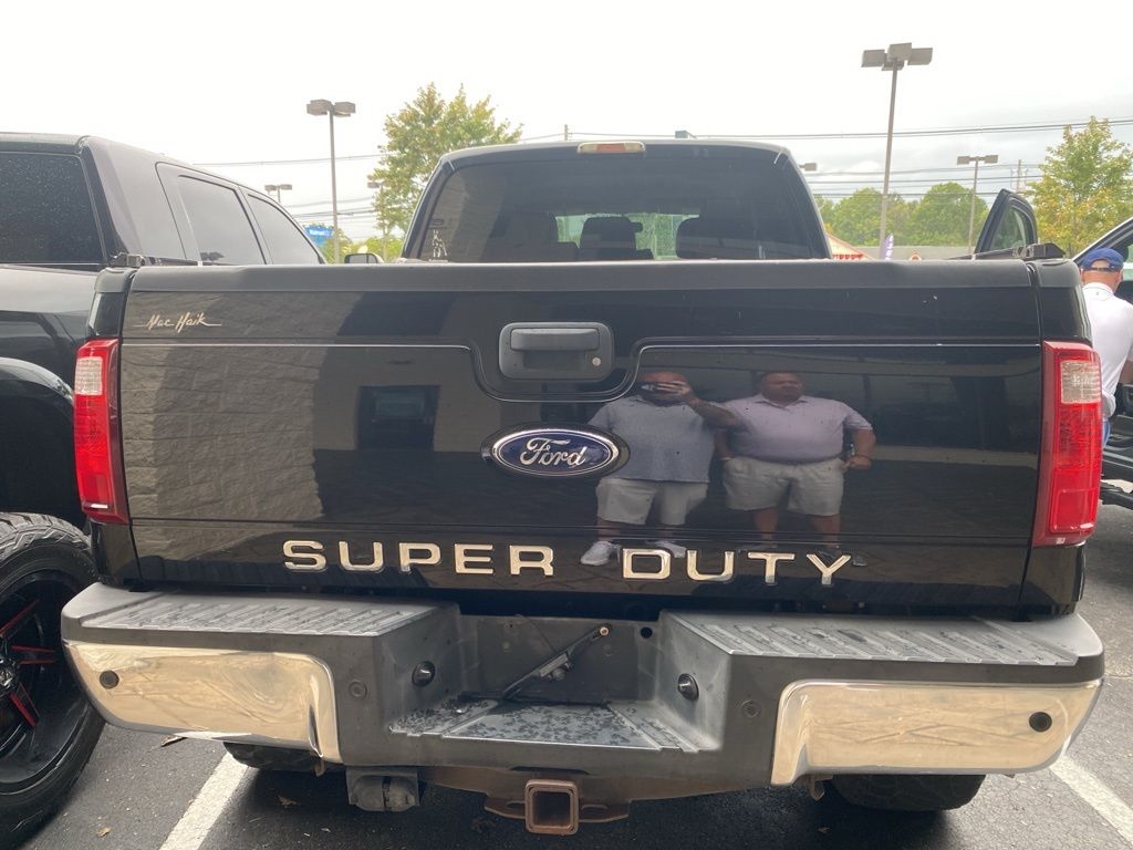 2016 Ford F-250 XLT photo 2