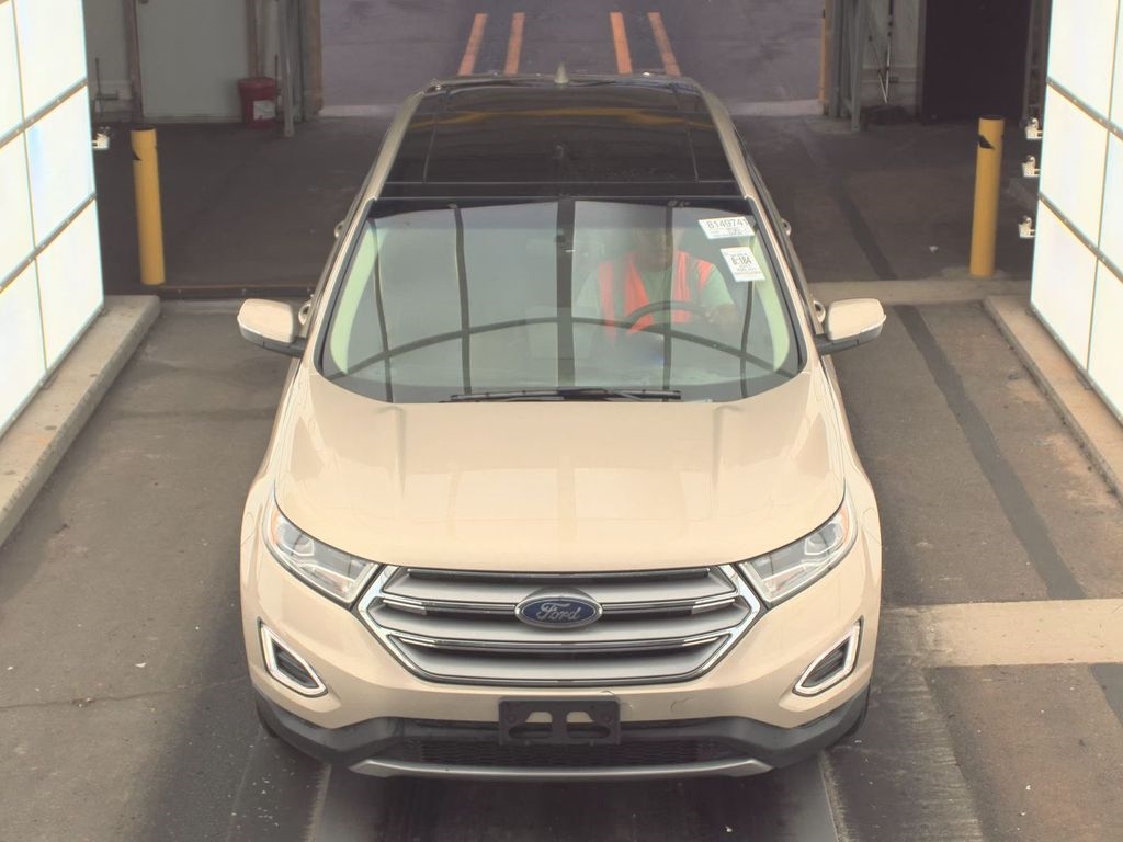2017 Ford Edge SEL photo 2