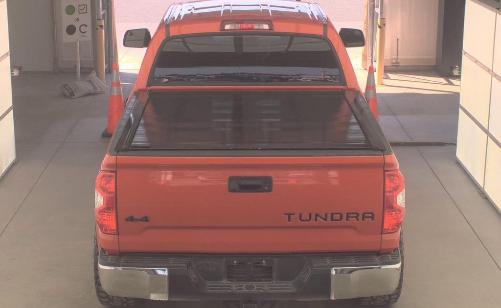 Toyota Tundra 4WD  2017
