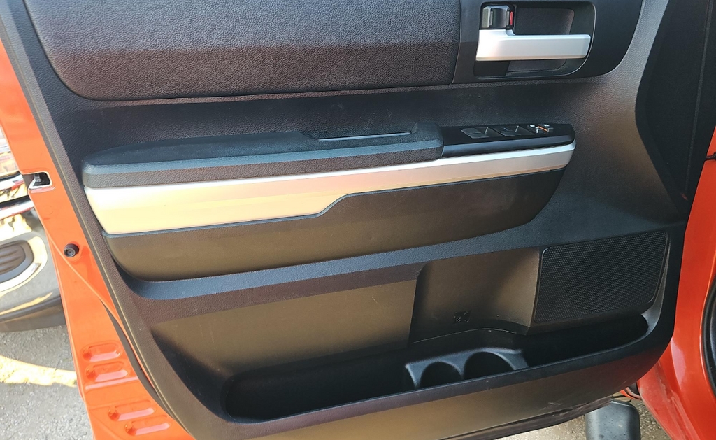Toyota Tundra 4WD  2017