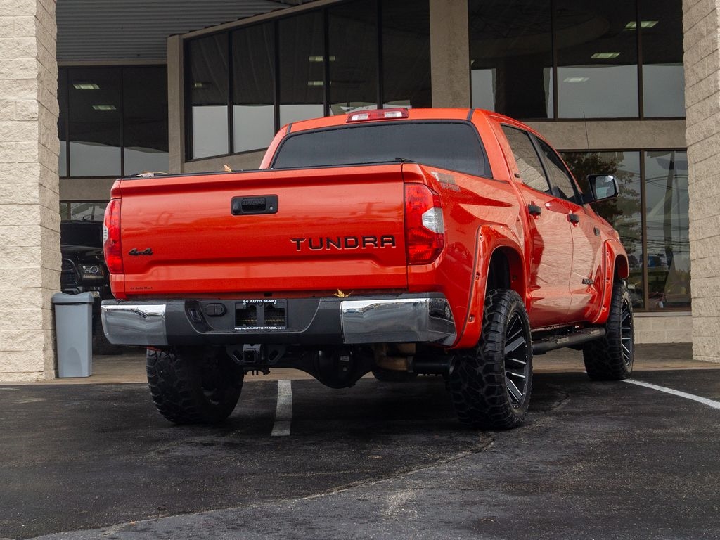 Toyota Tundra 4WD  2017