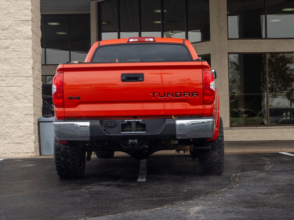 Toyota Tundra 4WD  2017