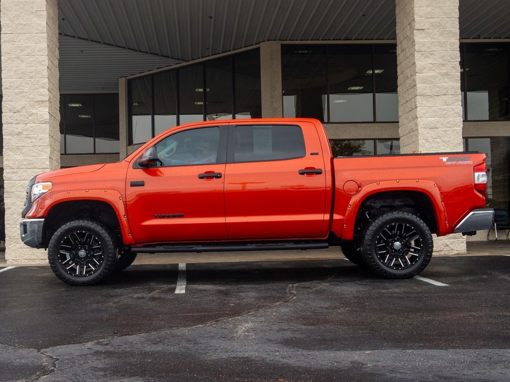 Toyota Tundra 4WD  2017