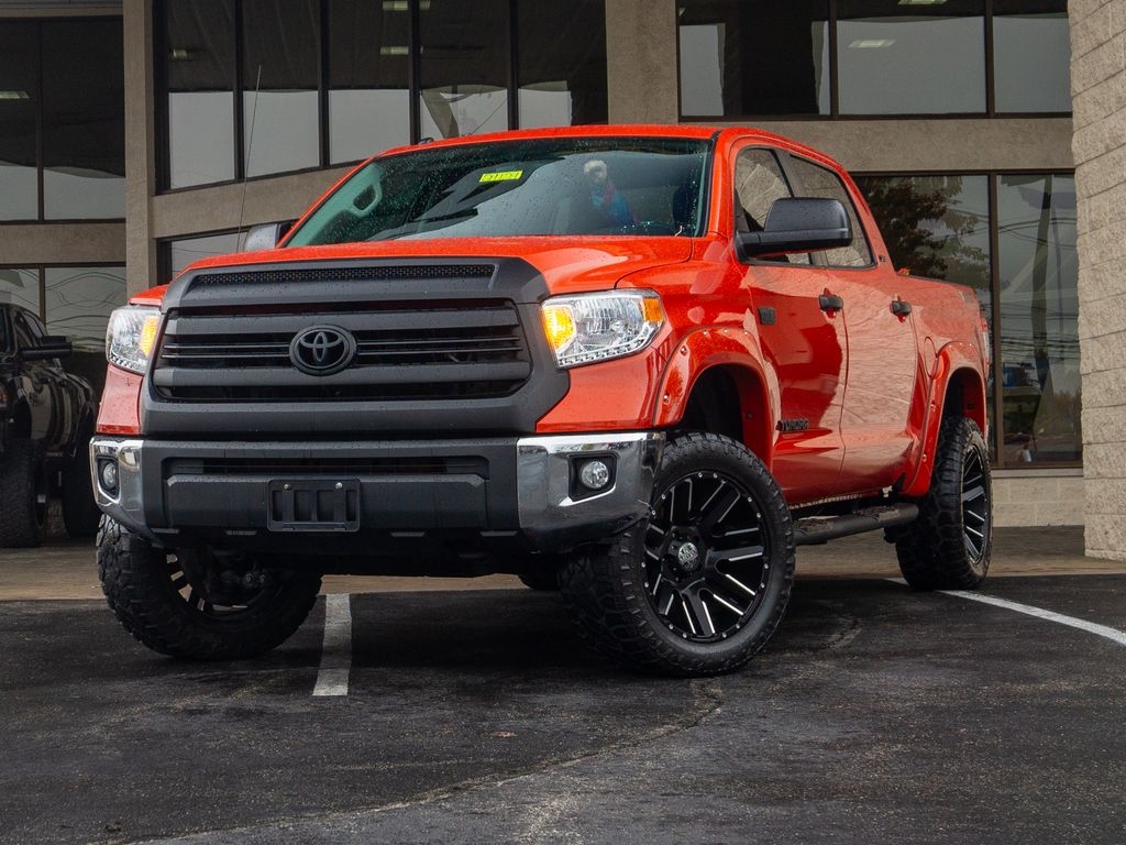 Toyota Tundra 4WD  2017