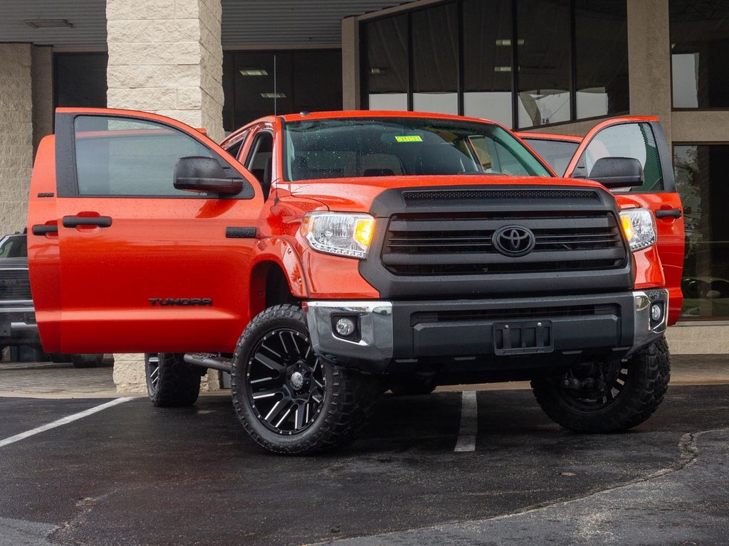 Toyota Tundra 4WD  2017