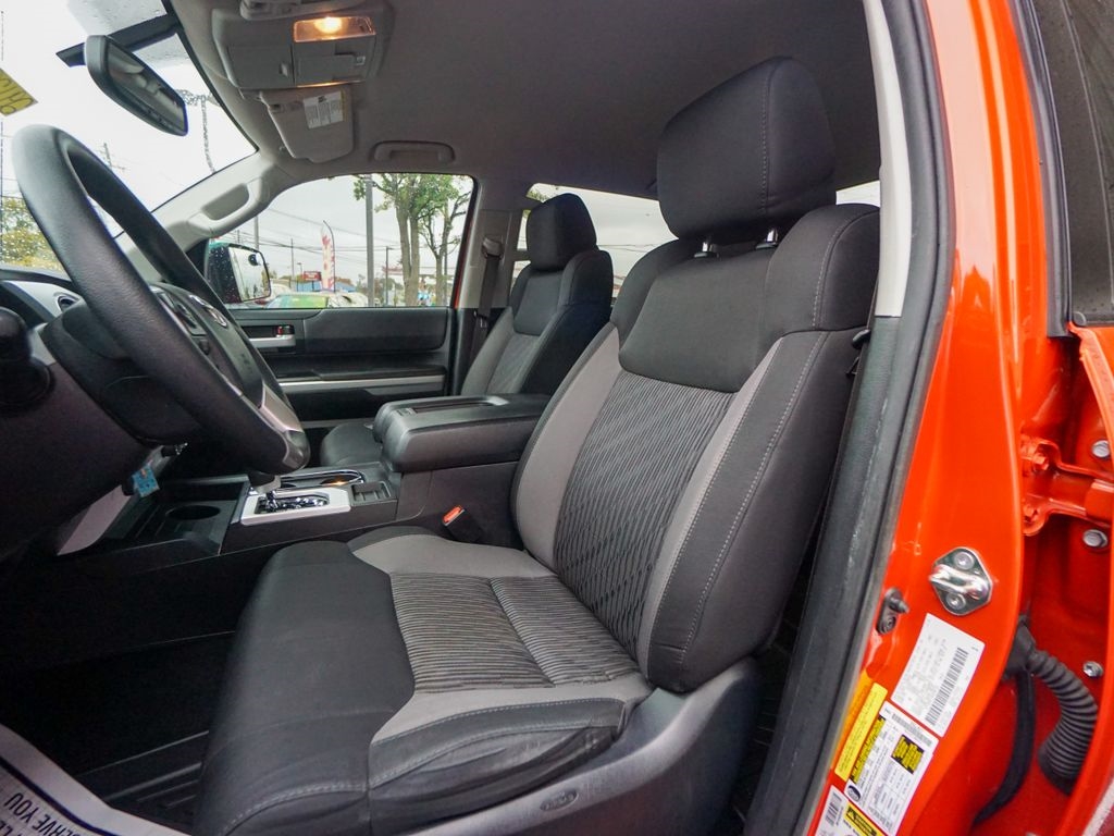 Toyota Tundra 4WD  2017