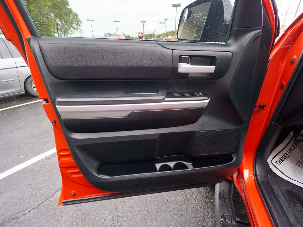 Toyota Tundra 4WD  2017