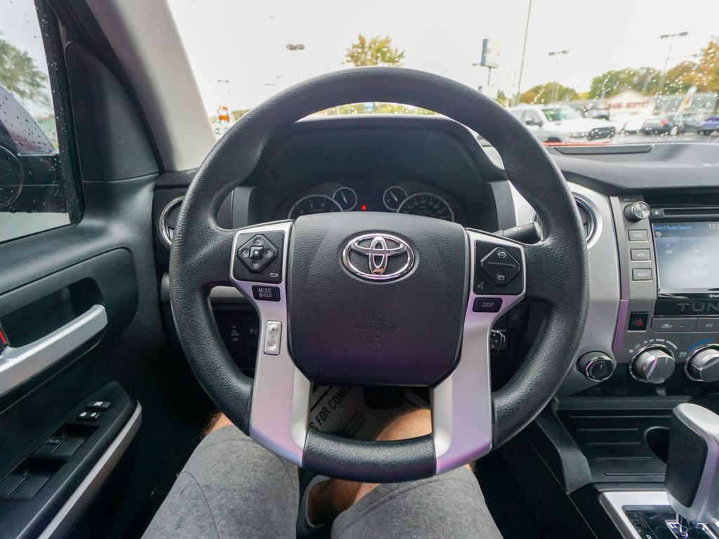 Toyota Tundra 4WD  2017