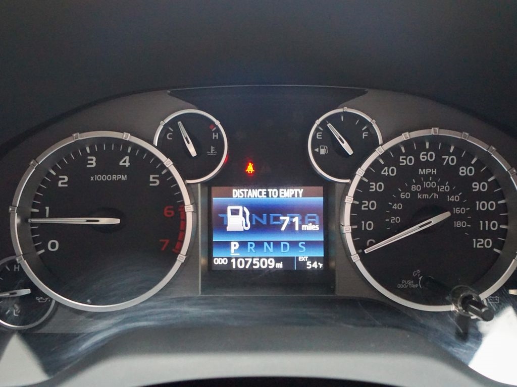 Toyota Tundra 4WD  2017