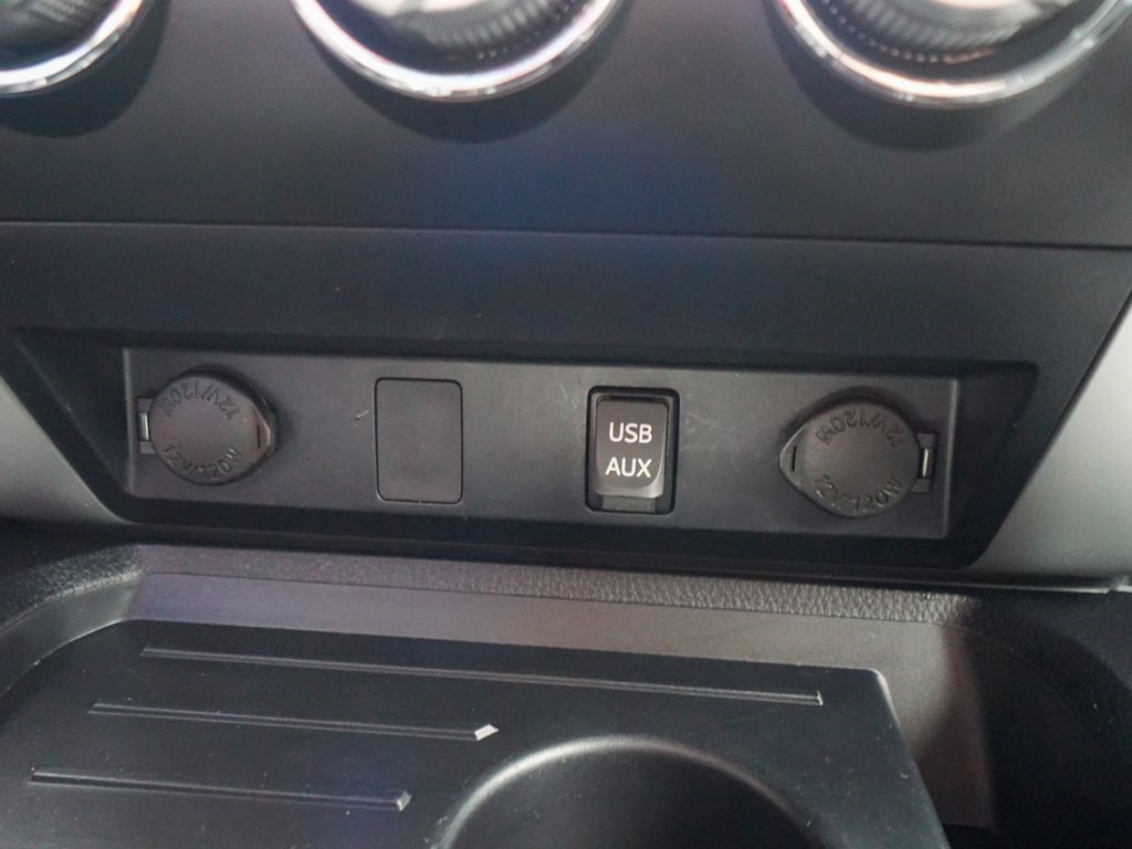 Toyota Tundra 4WD  2017