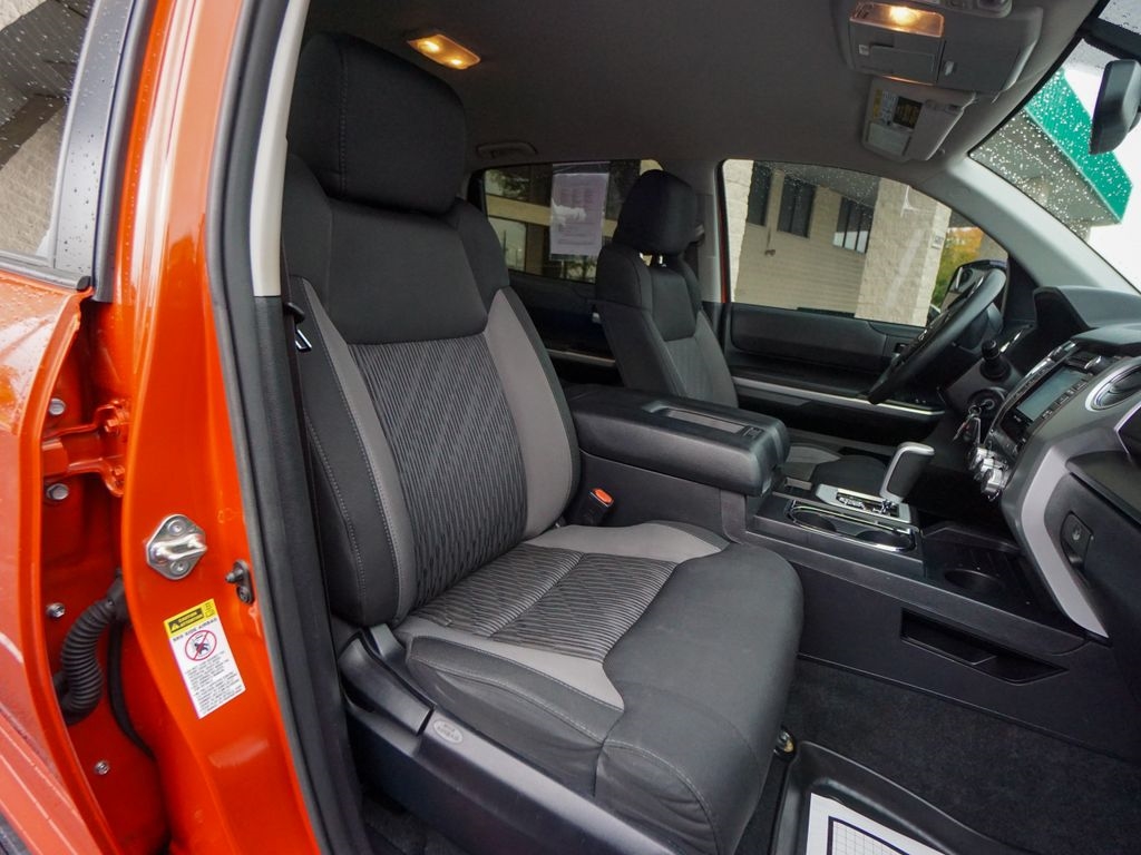 Toyota Tundra 4WD  2017