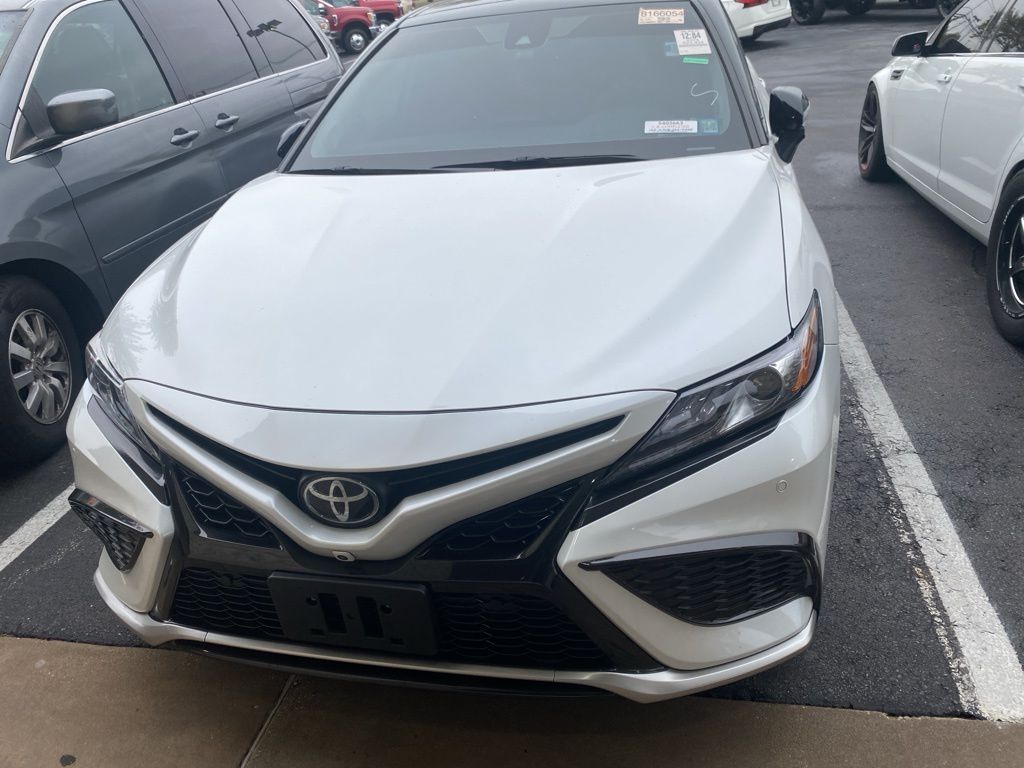 Toyota Camry  2023