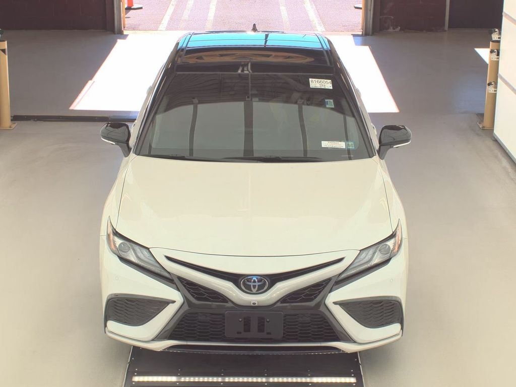 Toyota Camry  2023