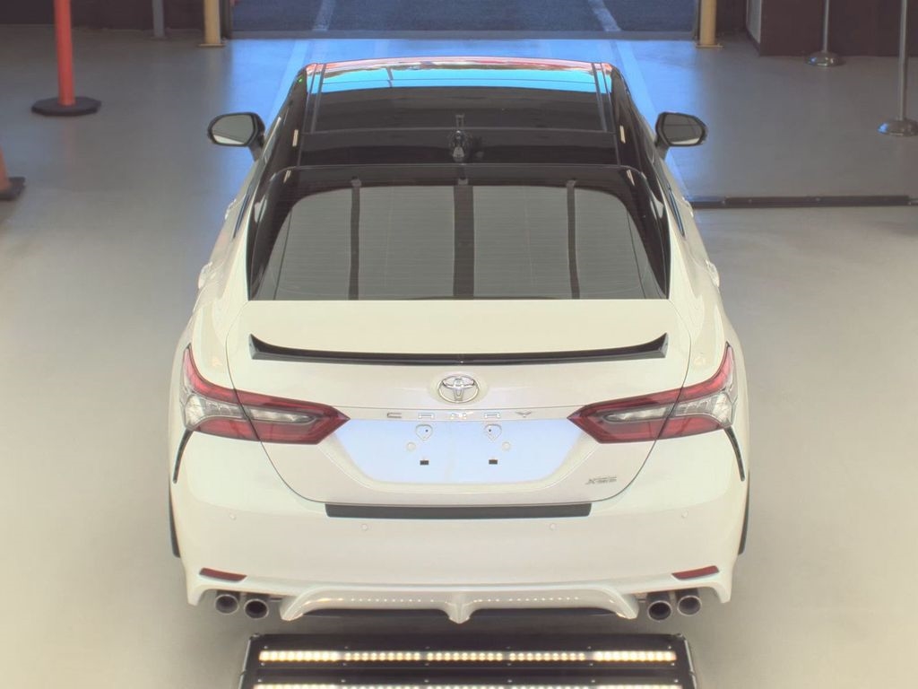 Toyota Camry  2023