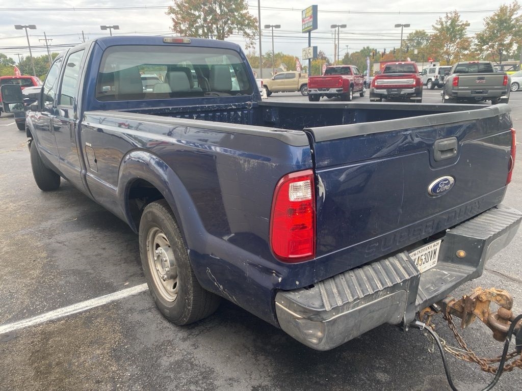 Ford Super Duty F-350 SRW  2011