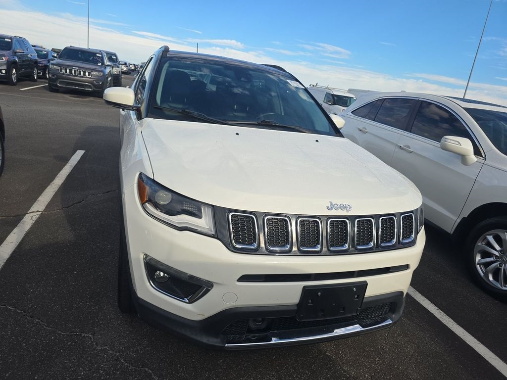 2018 Jeep Compass Limited photo 2