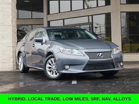 2014 Lexus ES 300h 