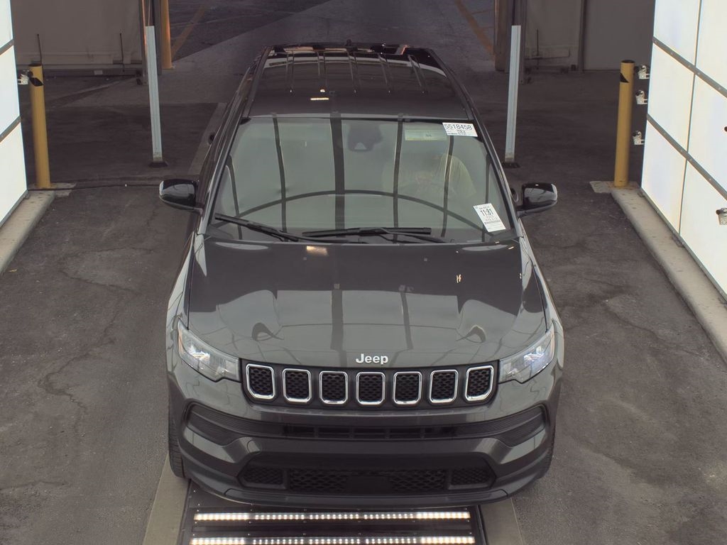 2023 Jeep Compass Sport photo 2