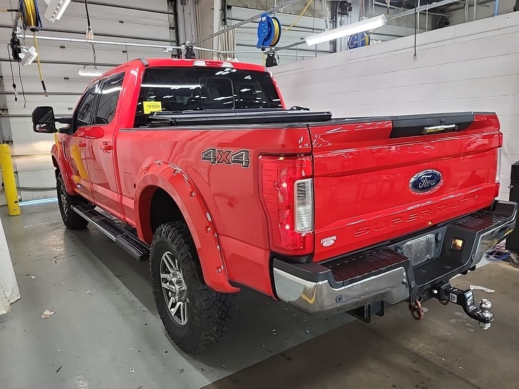 2018 Ford F-250 Lariat photo 4