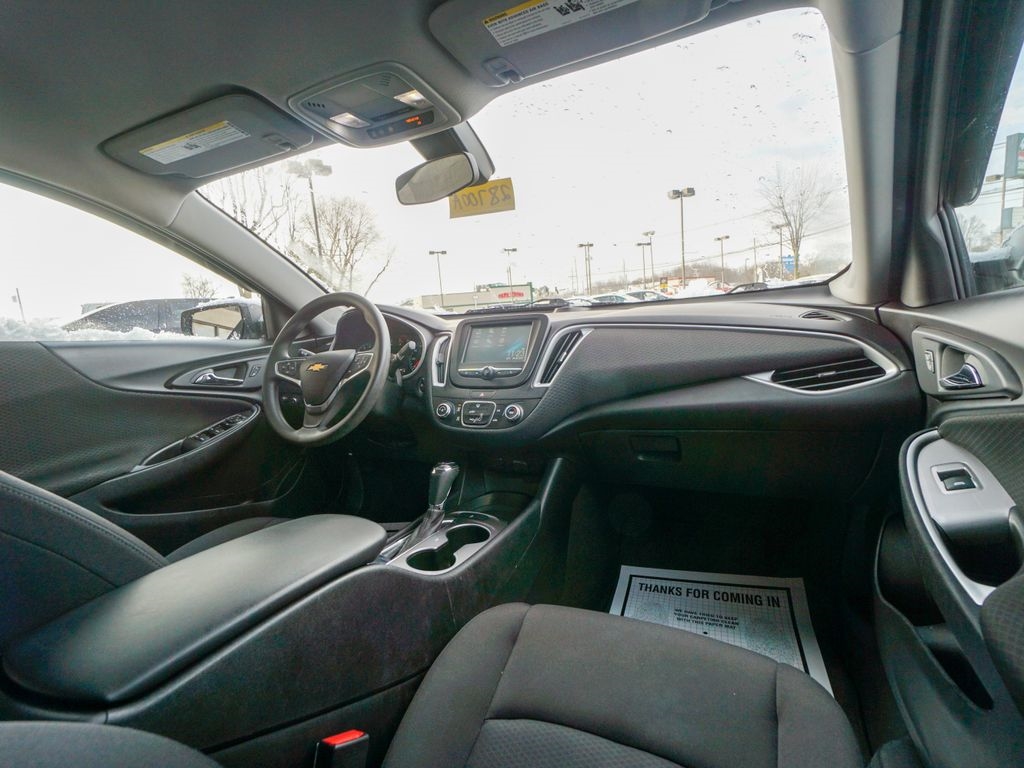 Chevrolet Malibu  2018