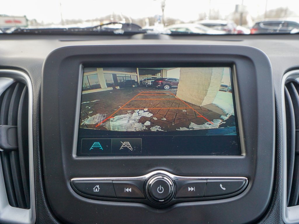 Chevrolet Malibu  2018