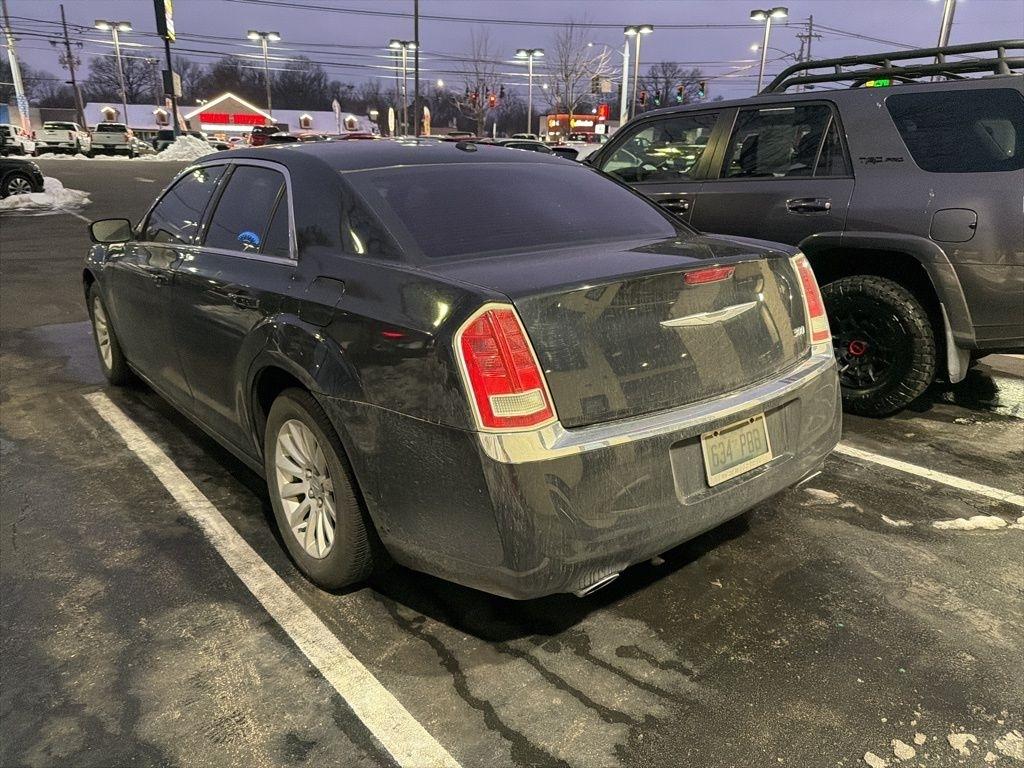 Chrysler 300  2013
