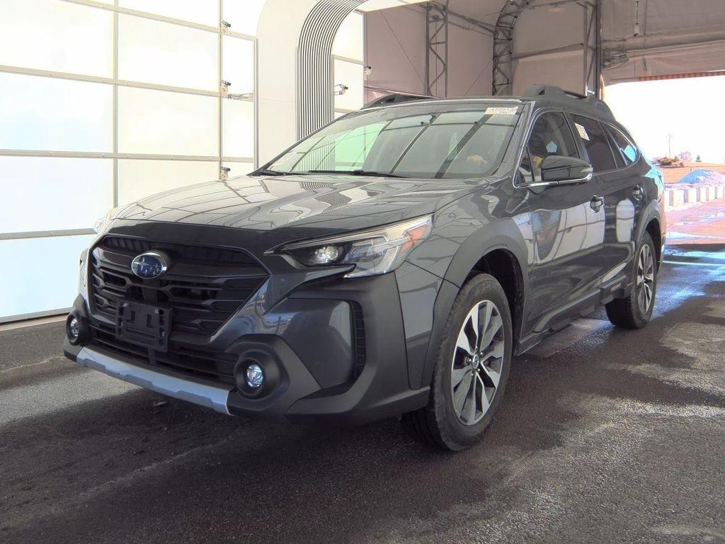 Subaru Outback  2023