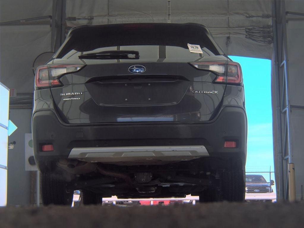 Subaru Outback  2023