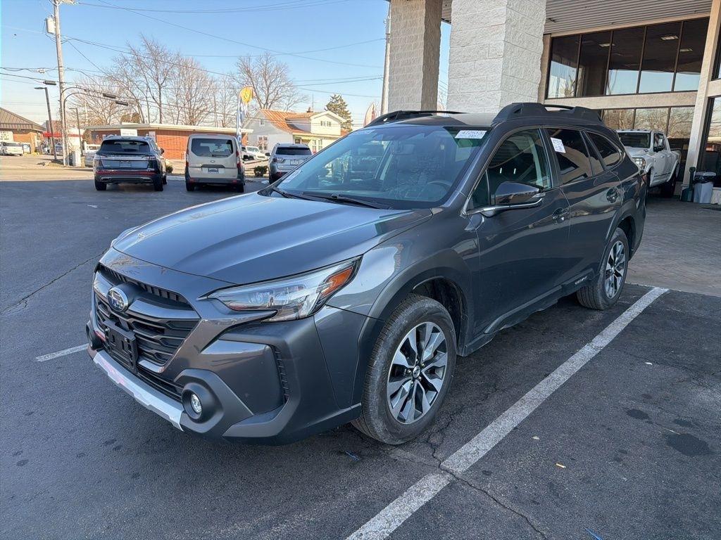 Subaru Outback  2023