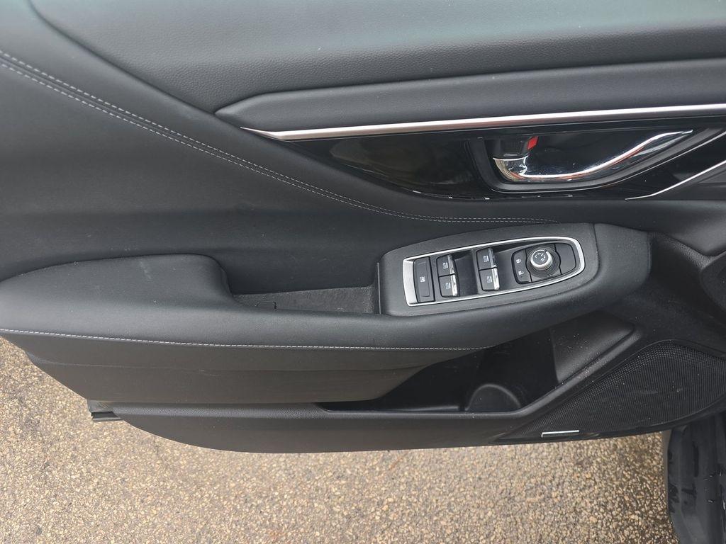 Subaru Outback  2023