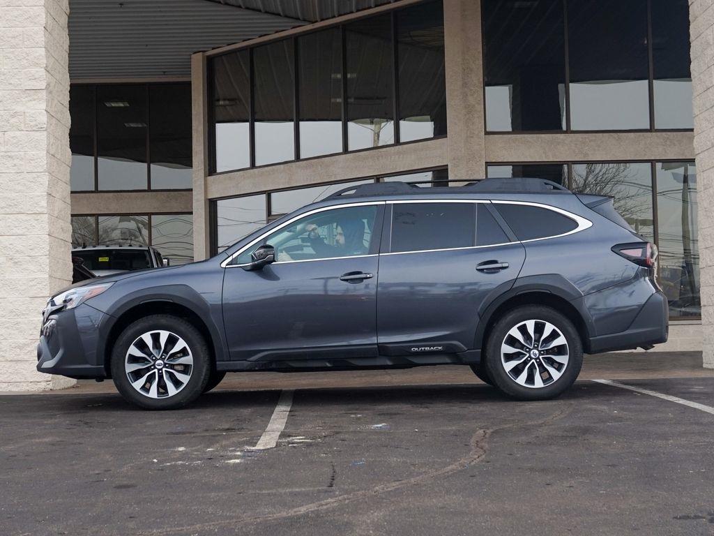 Subaru Outback  2023