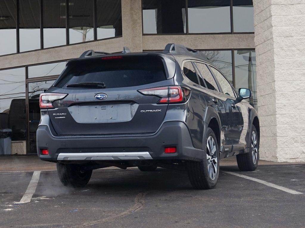 Subaru Outback  2023