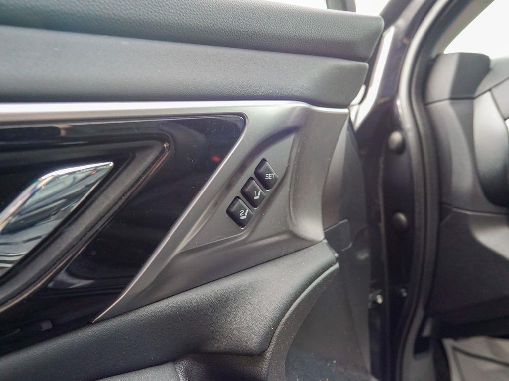 Subaru Outback  2023