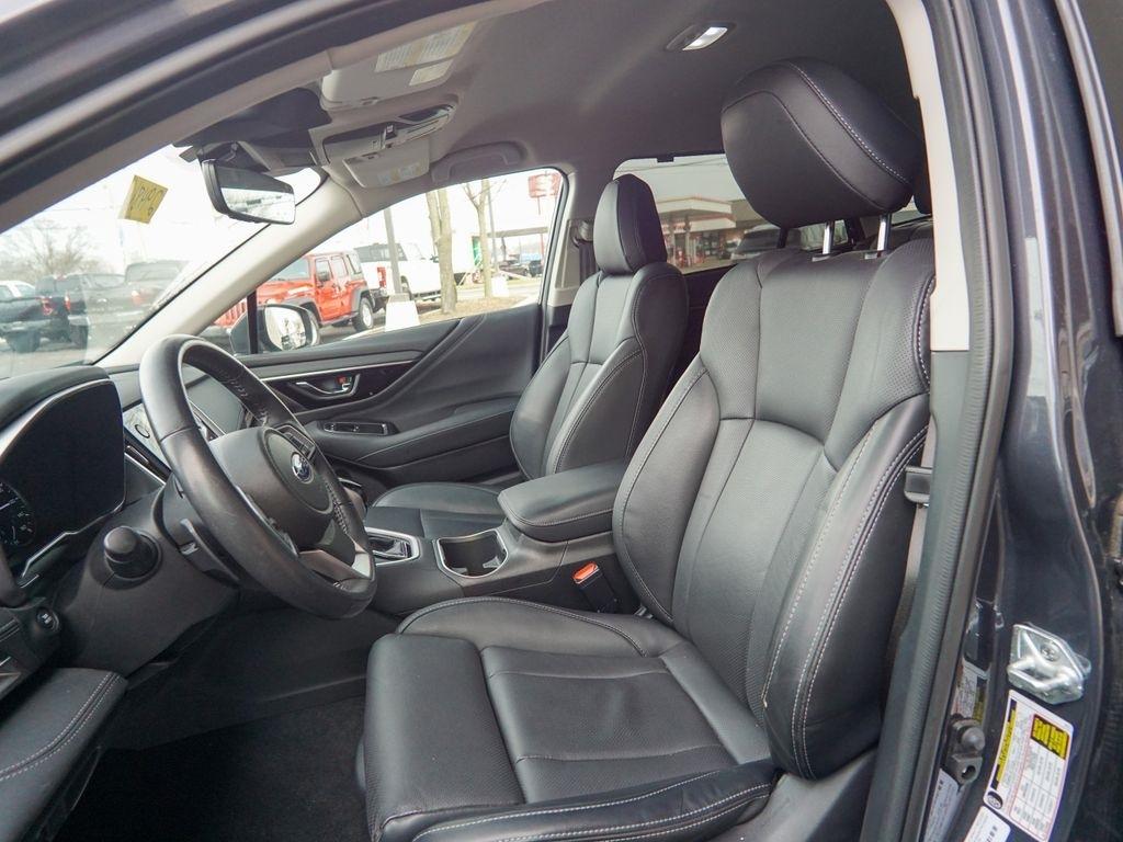 Subaru Outback  2023