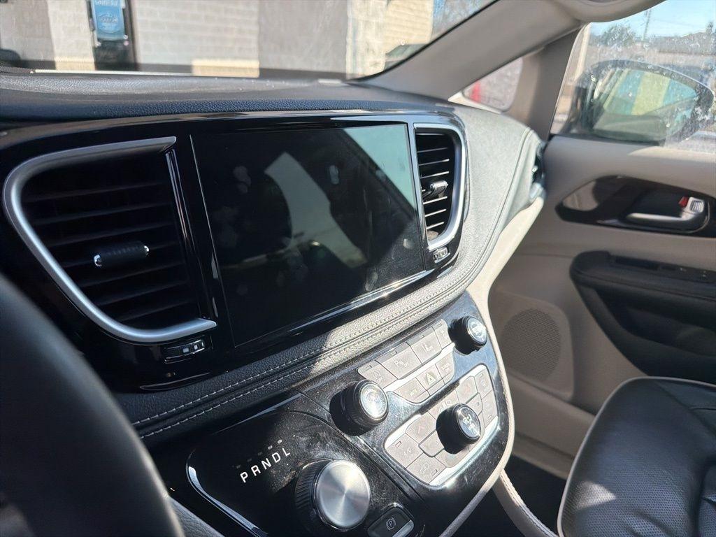 Chrysler Pacifica  2023