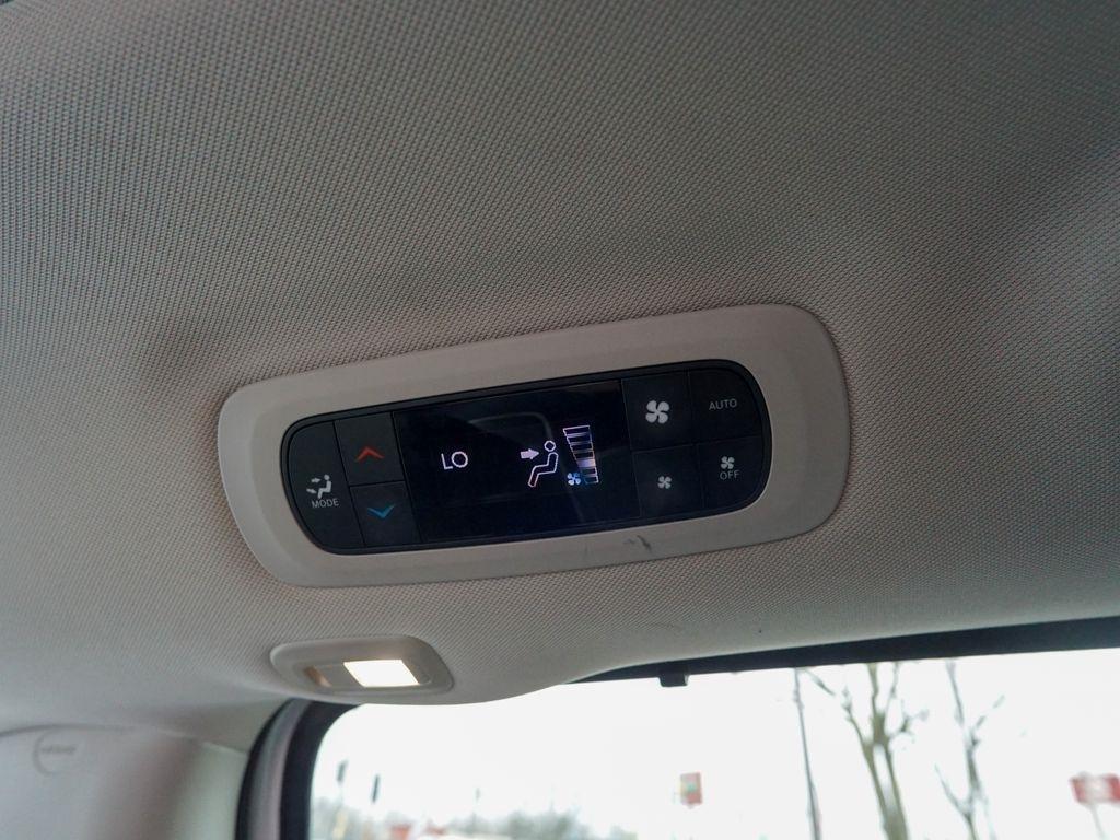 Chrysler Pacifica  2023