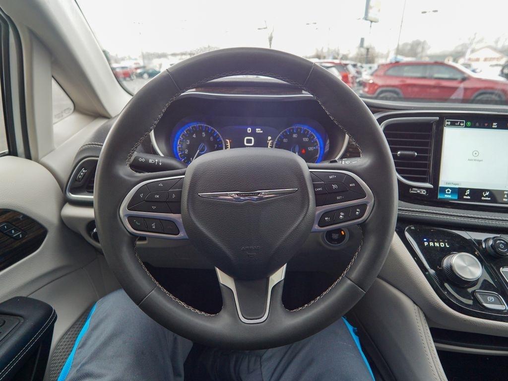 Chrysler Pacifica  2023