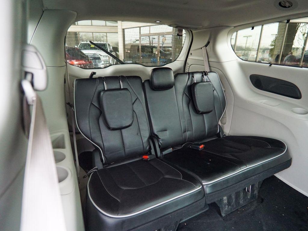 Chrysler Pacifica  2023