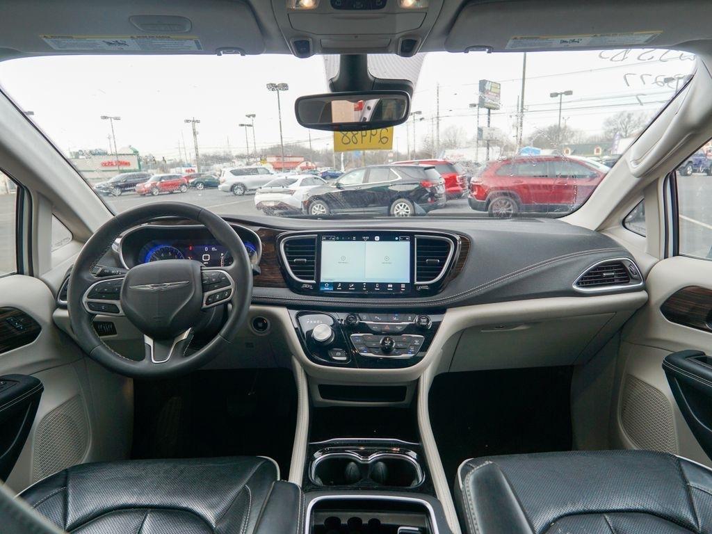 Chrysler Pacifica  2023