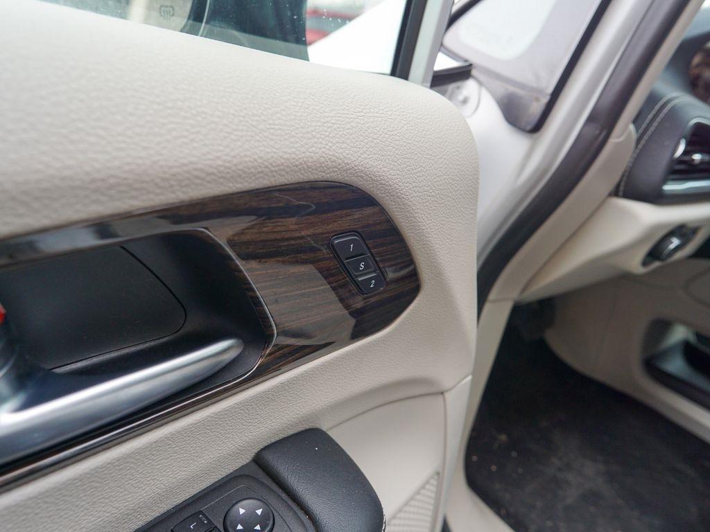 Chrysler Pacifica  2023