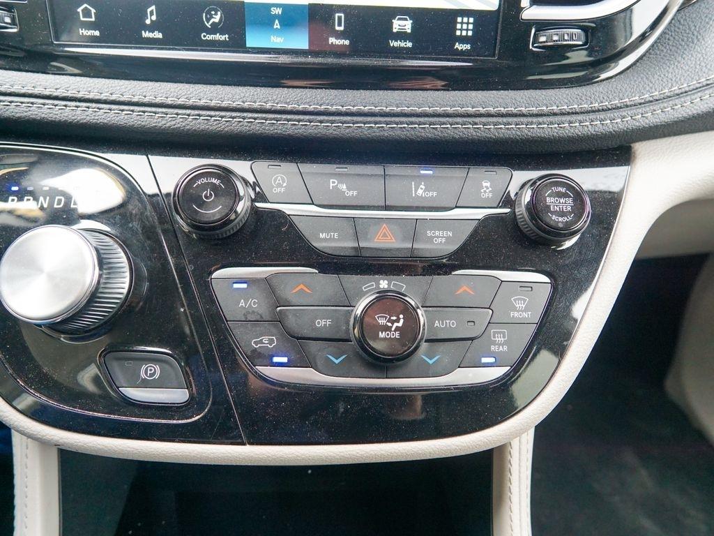 Chrysler Pacifica  2023