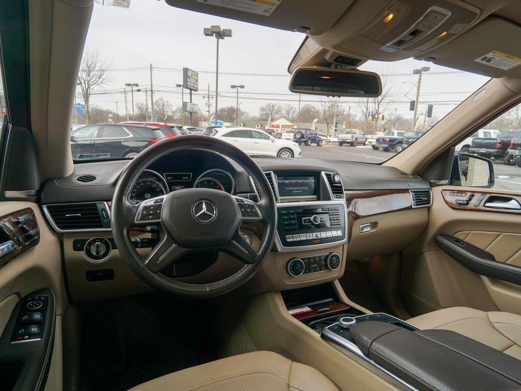 Mercedes-Benz GL-Class  2015