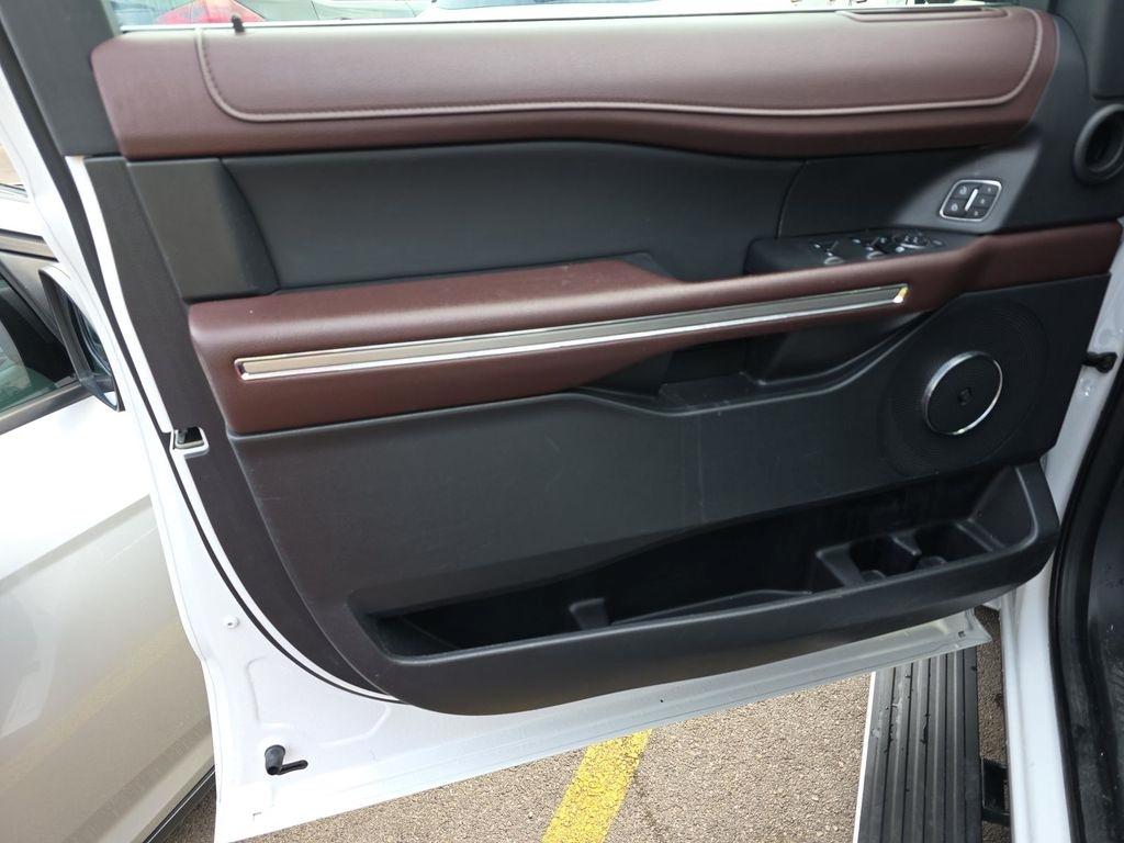 Ford Expedition Max  2024