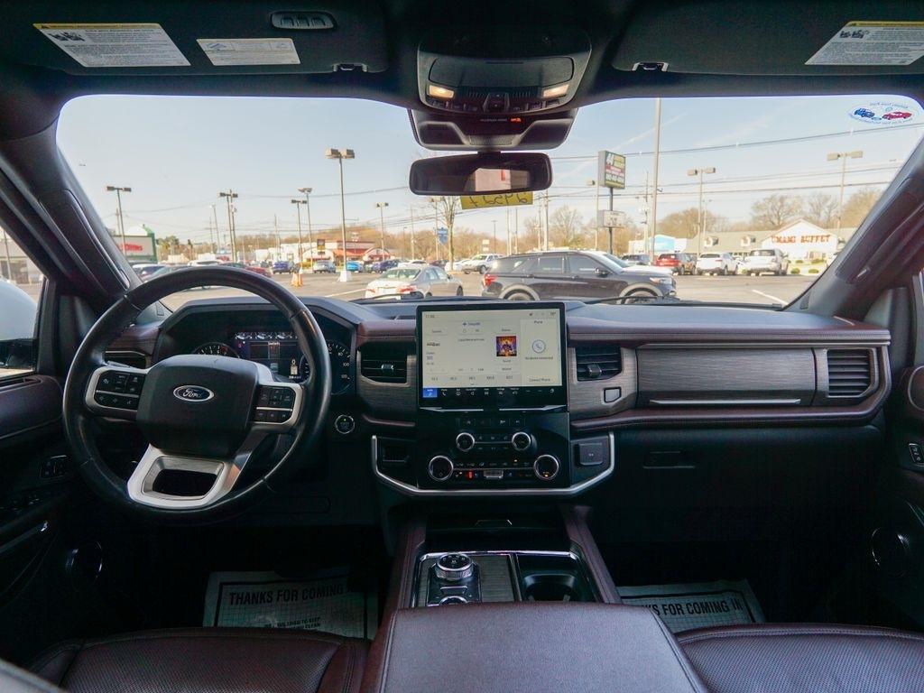 Ford Expedition Max  2024