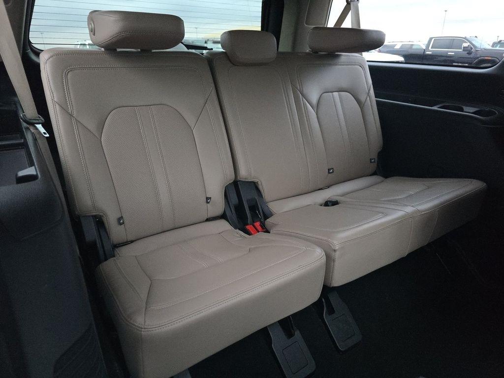 Ford Expedition Max Limited 2024