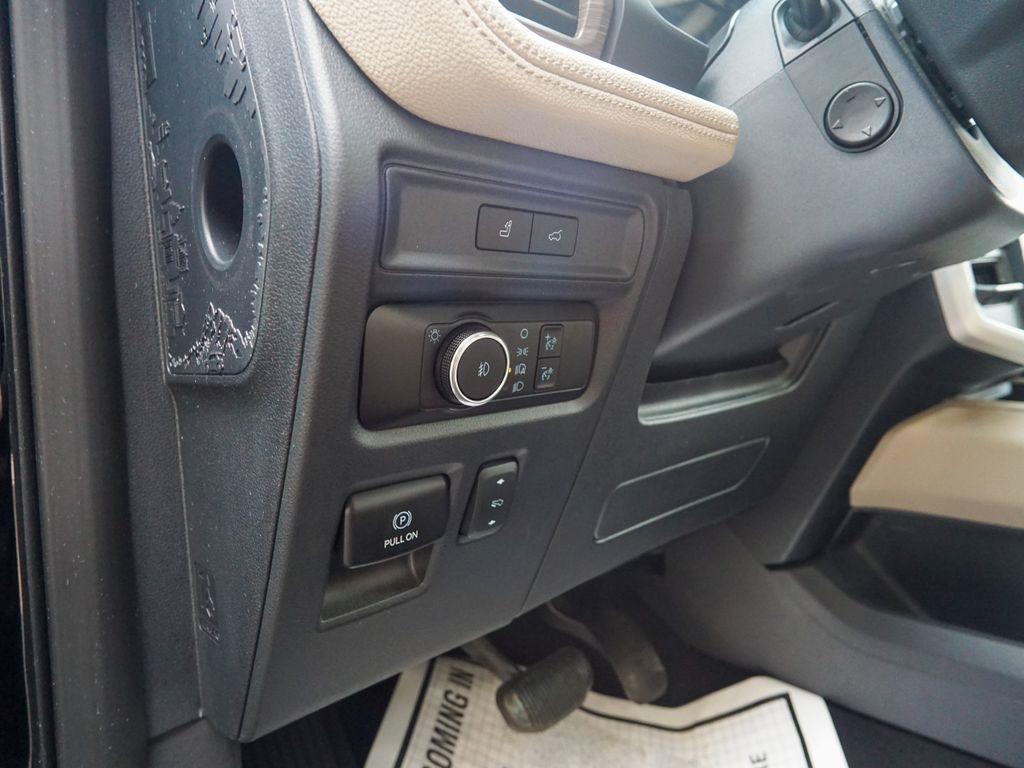 Ford Expedition Max  2024