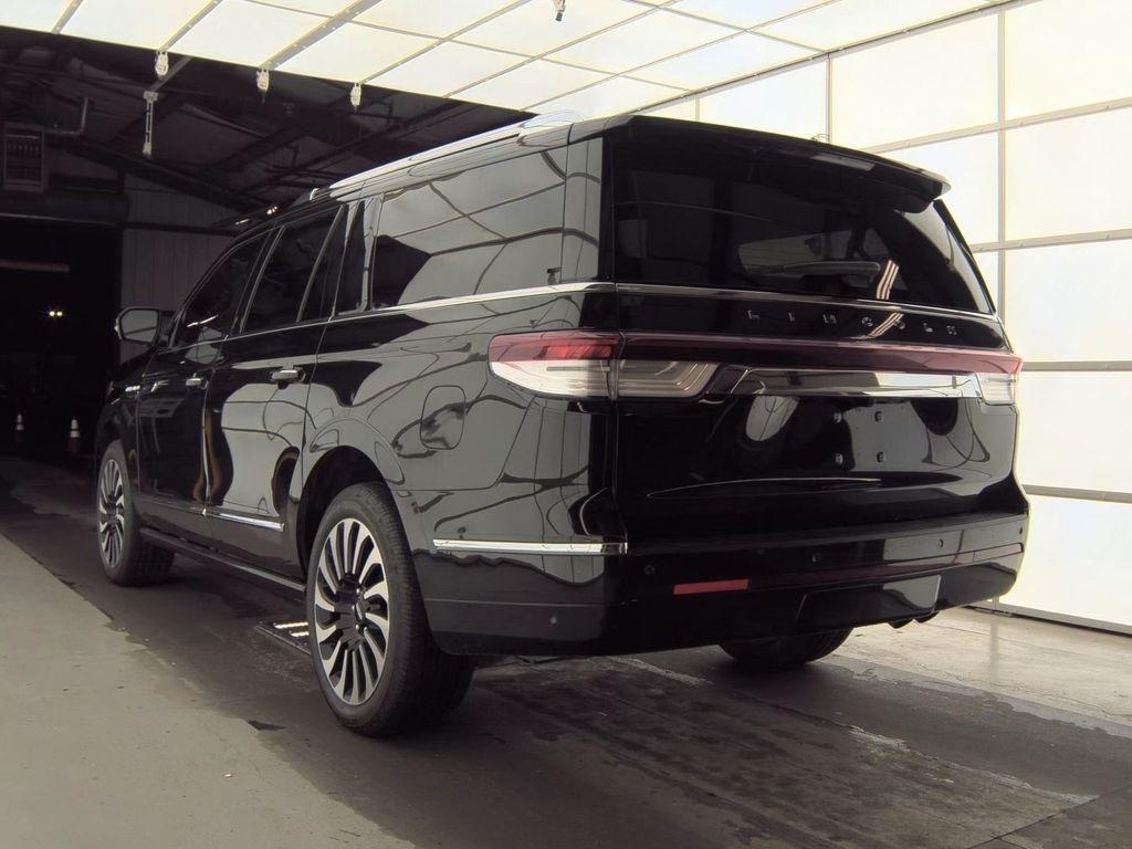 Lincoln Navigator L  2023