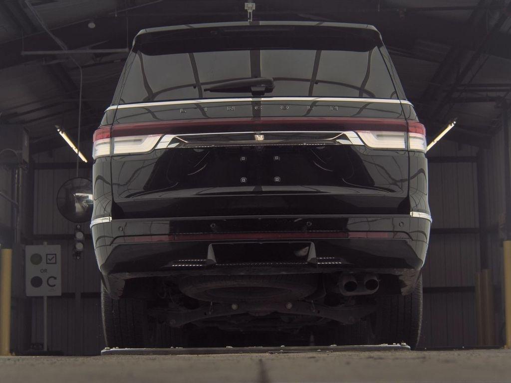 Lincoln Navigator L  2023
