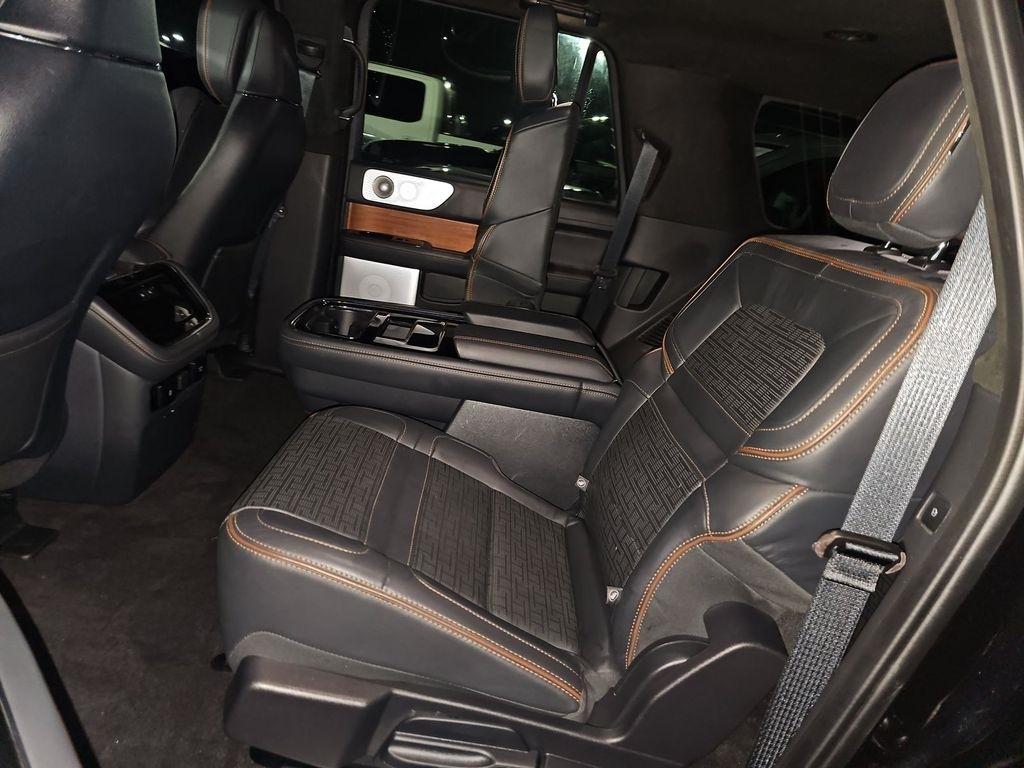 Lincoln Navigator L  2023