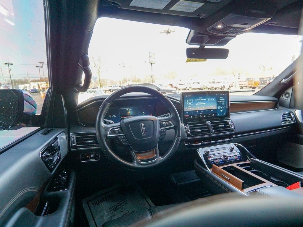 Lincoln Navigator L  2023